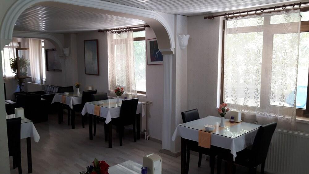Kafkas Hotel Antalya Kültér fotó