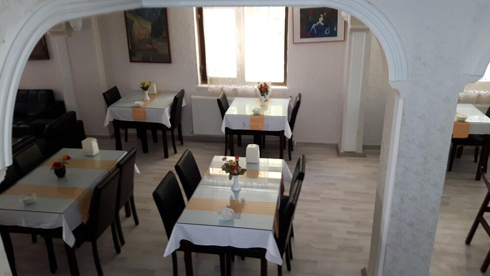 Kafkas Hotel Antalya Kültér fotó
